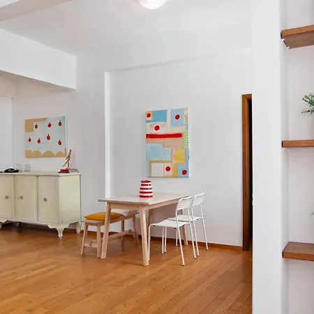 Seaview Comfy Flat In - Walk To דירה *